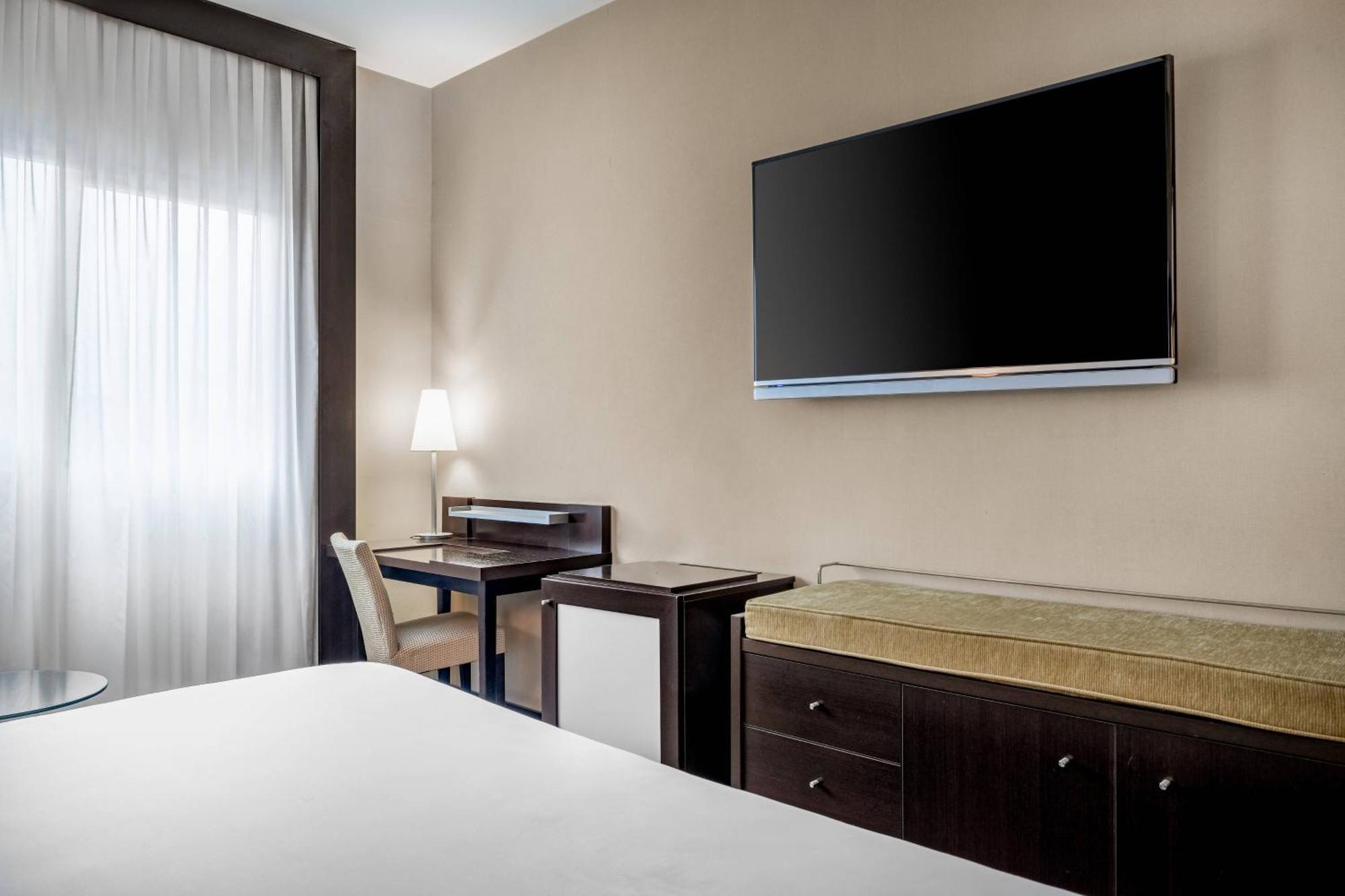 Ac Hotel Oviedo Forum By Marriott Экстерьер фото