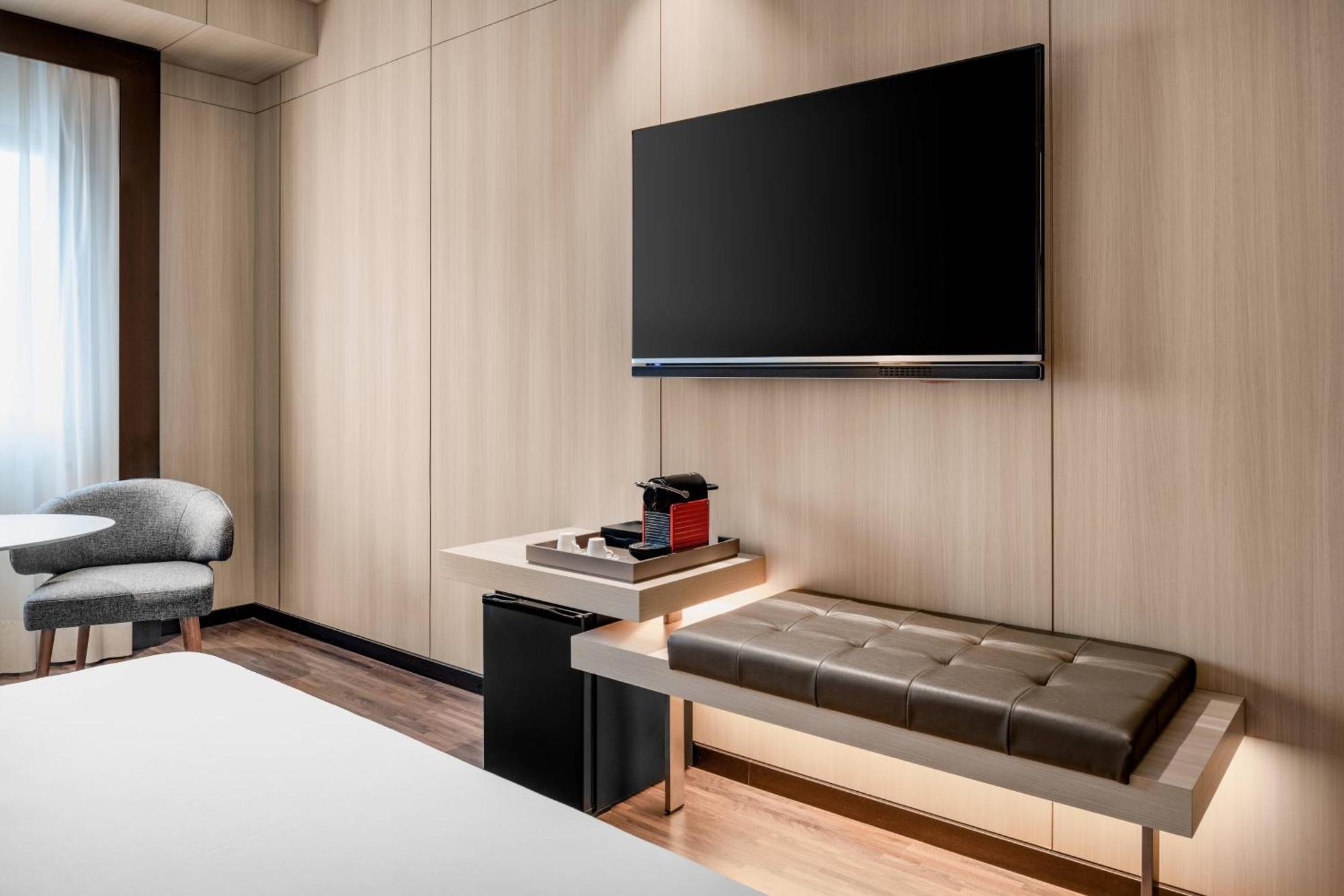 Ac Hotel Oviedo Forum By Marriott Экстерьер фото