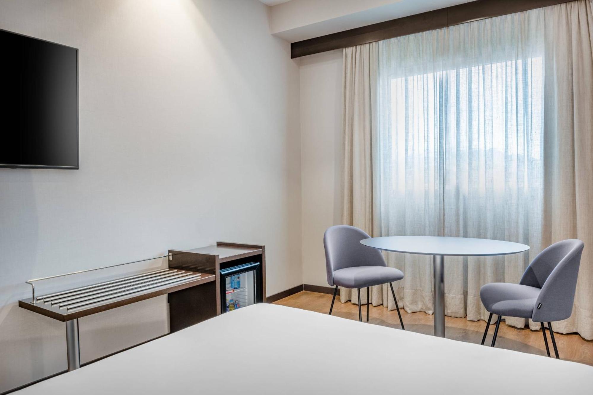 Ac Hotel Oviedo Forum By Marriott Экстерьер фото