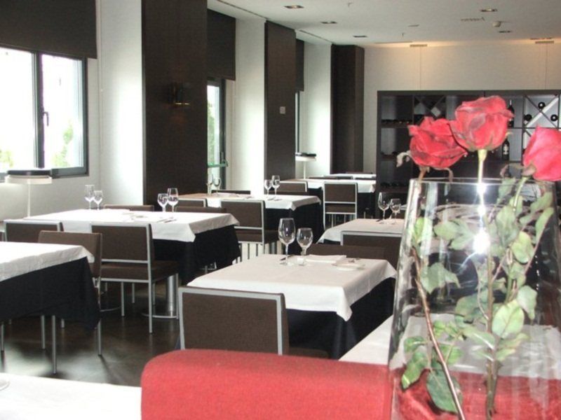 Ac Hotel Oviedo Forum By Marriott Экстерьер фото